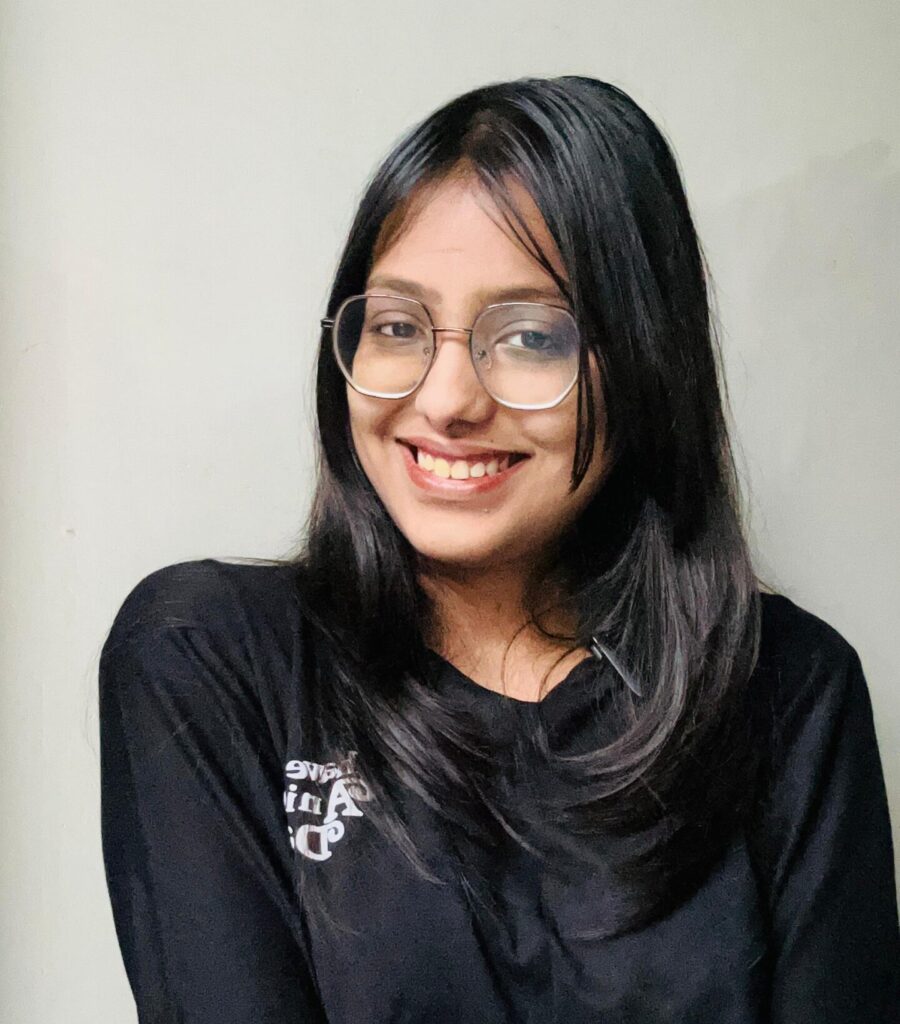 Suruchi garg- Booklyreads. book influencer, book blogger.